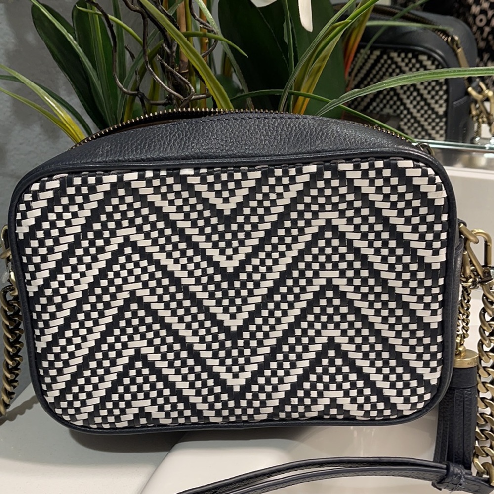 MK CROSSBODY